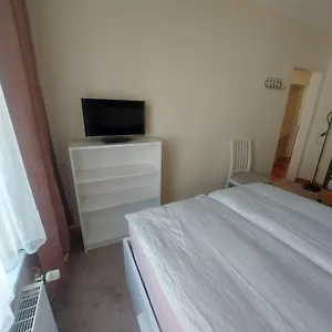 Ferienwohnung Luetzowhaus Lägenhet Lübeck